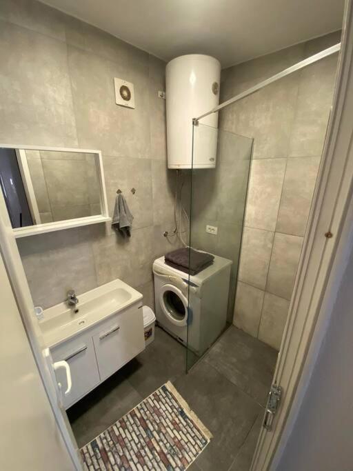 Appartement Pristina'S Hidden Gem Extérieur photo